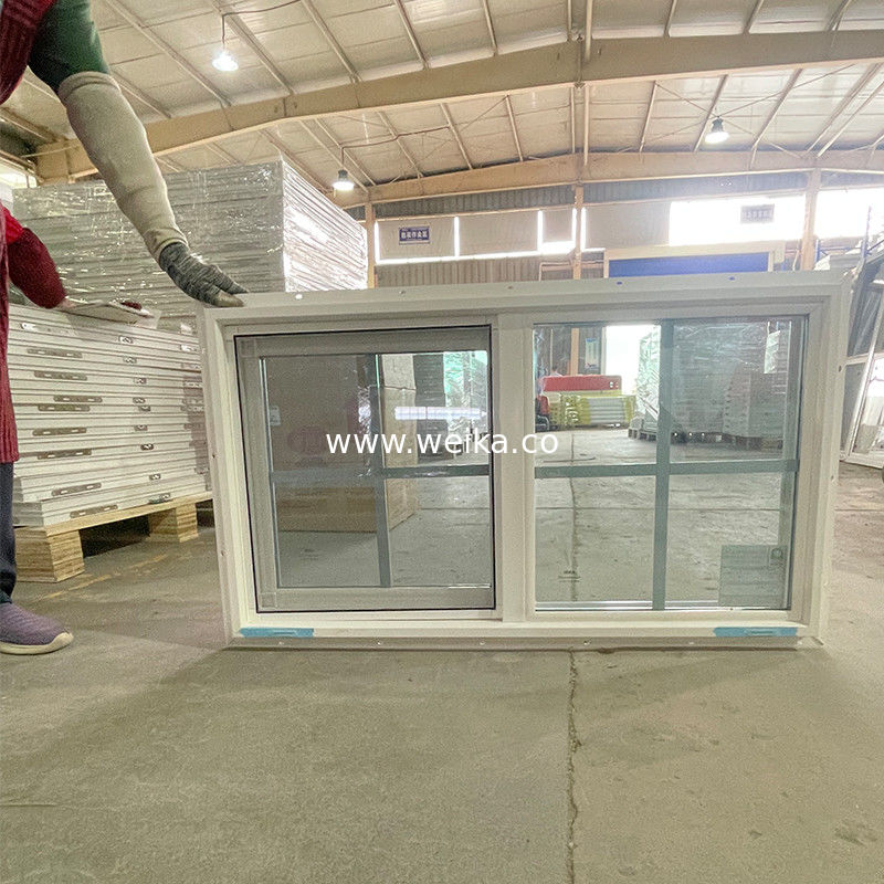 Janela deslizante UPVC de perfil preto com grelha e 14 anos de experiência em produção