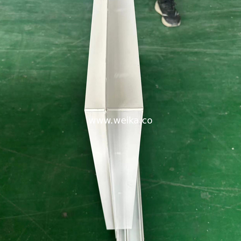 Ferradura de Ferradura UPVC Janela Deslizante E Portas Design padrão de entalhe com vidro flutuante