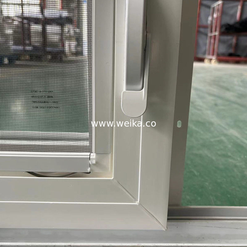 Janela toldo basculante superior de UPVC de grau ártico com manivela manual, ventilação à prova de tempestades e controle pronto para IA